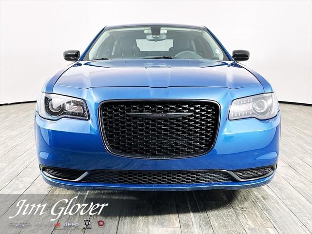 2023 Chrysler 300 Touring