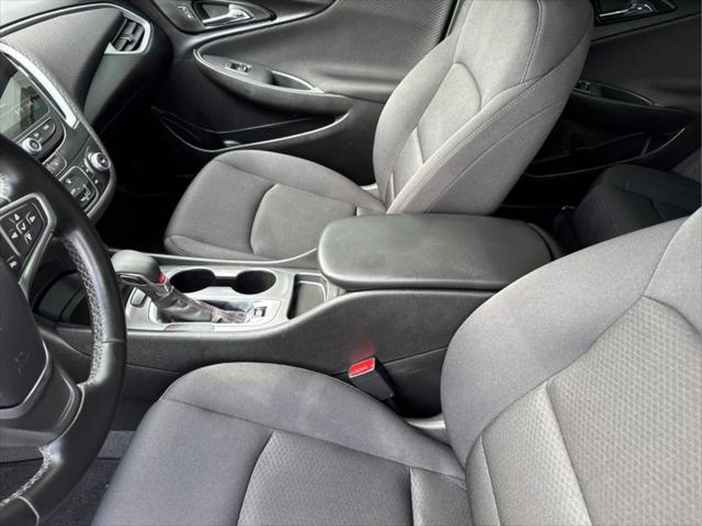 2023 Chevrolet Malibu FWD RS