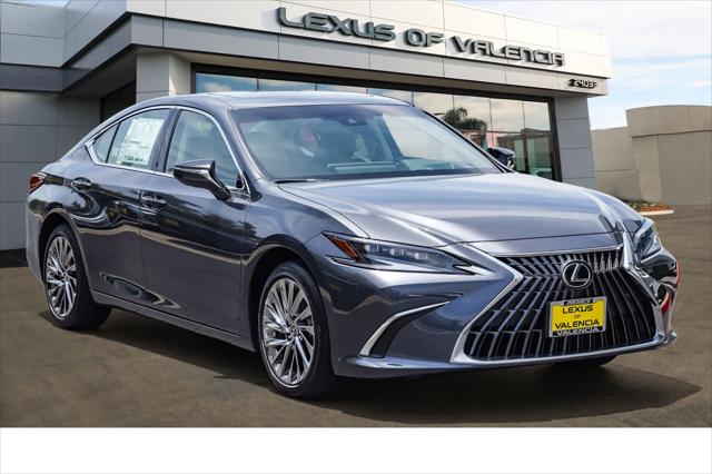 2025 Lexus ES 300h Luxury