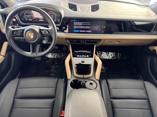 2024 Porsche Cayenne Unknown