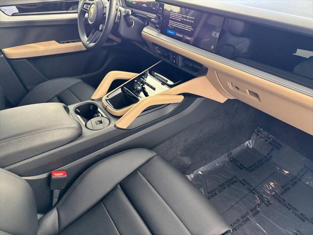 2024 Porsche Cayenne Unknown