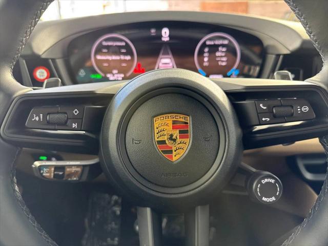 2024 Porsche Cayenne Unknown