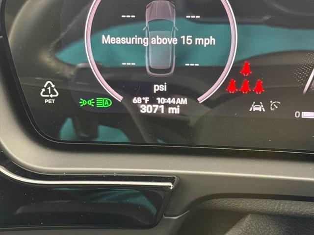 2024 Porsche Cayenne Unknown