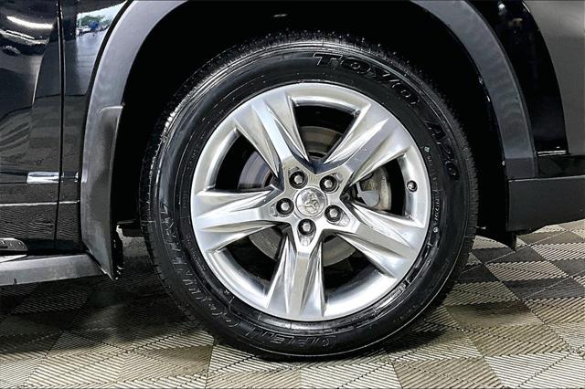 Used 2015 Toyota Highlander For Sale in Millington, TN