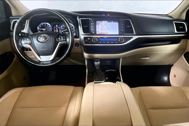 Used 2015 Toyota Highlander For Sale in Millington, TN