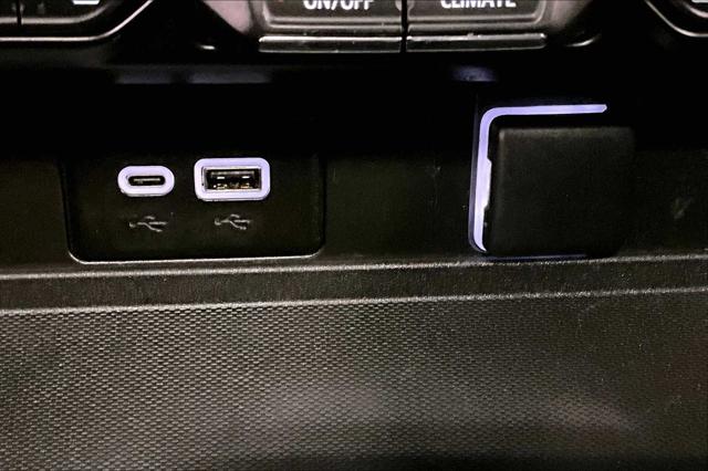 2023 Chevrolet Suburban 4WD High Country