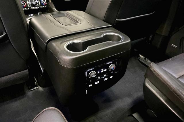 2023 Chevrolet Suburban 4WD High Country