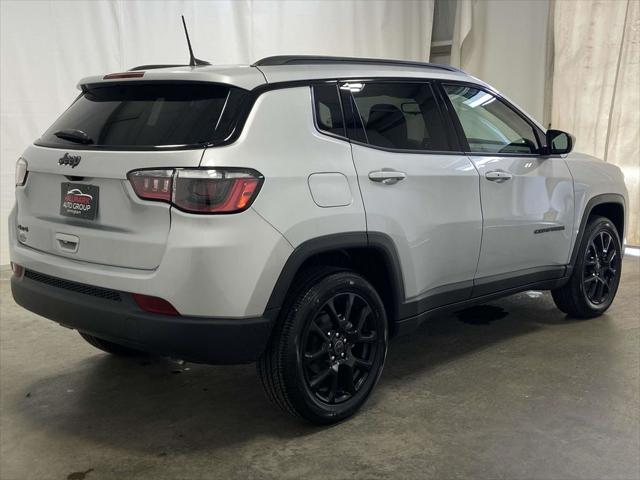 2025 Jeep Compass COMPASS LATITUDE 4X4