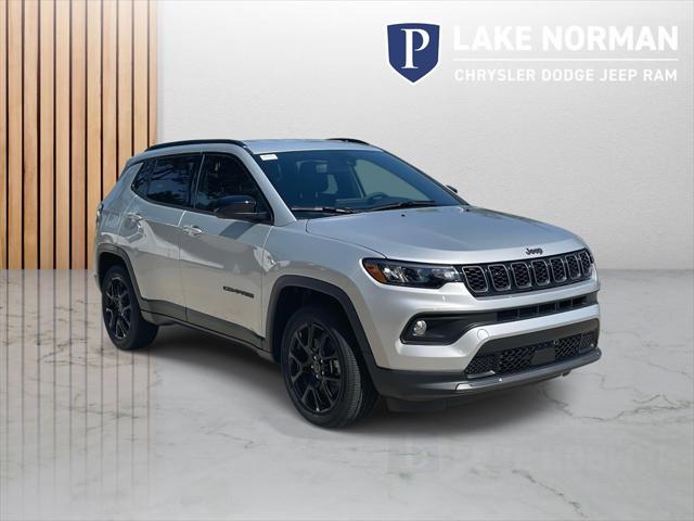 2025 Jeep Compass COMPASS LATITUDE 4X4