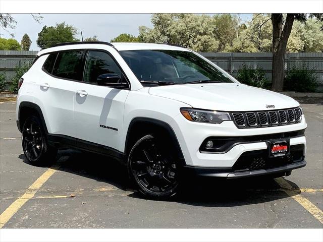 2025 Jeep Compass COMPASS LATITUDE 4X4