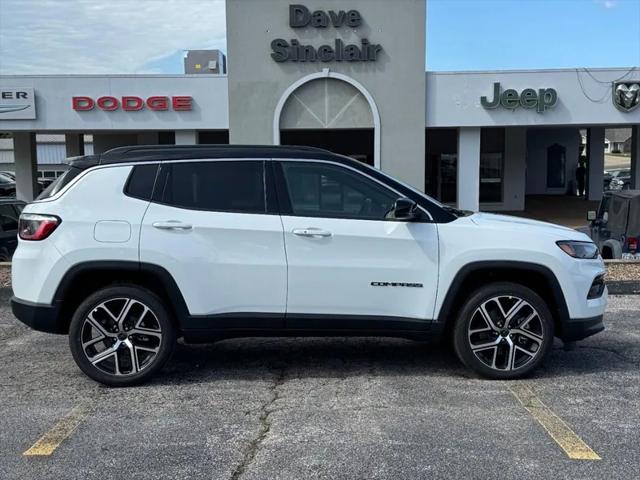 2025 Jeep Compass COMPASS LIMITED 4X4