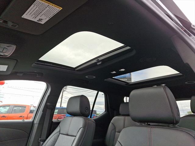 2023 Chevrolet Traverse AWD RS