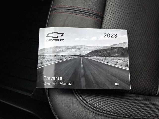 2023 Chevrolet Traverse AWD RS