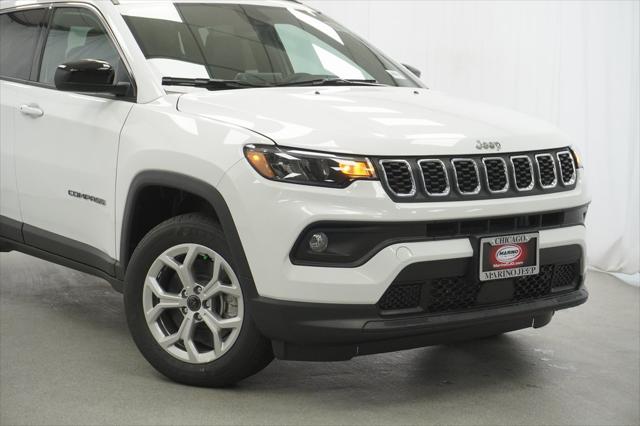 2025 Jeep Compass COMPASS LATITUDE 4X4