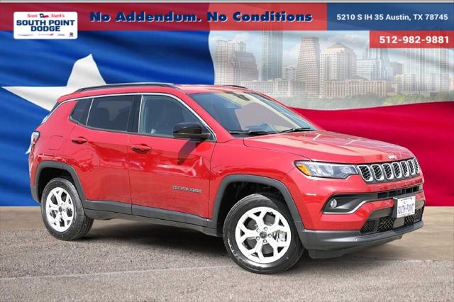 2025 Jeep Compass COMPASS LATITUDE 4X4