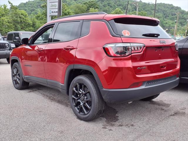 2025 Jeep Compass COMPASS LATITUDE 4X4