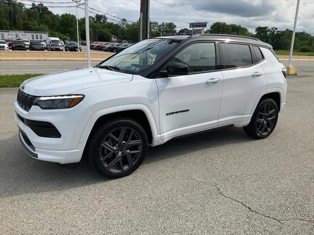 2025 Jeep Compass COMPASS LIMITED 4X4