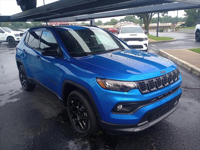 2025 Jeep Compass COMPASS LATITUDE 4X4