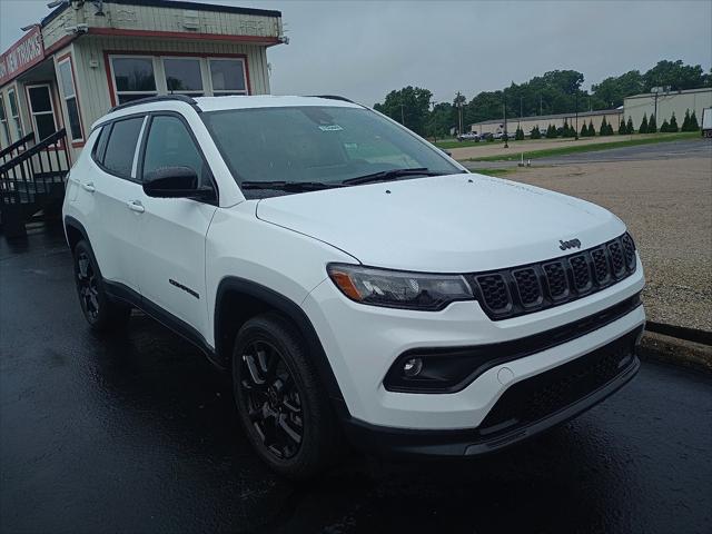 2025 Jeep Compass COMPASS LATITUDE 4X4