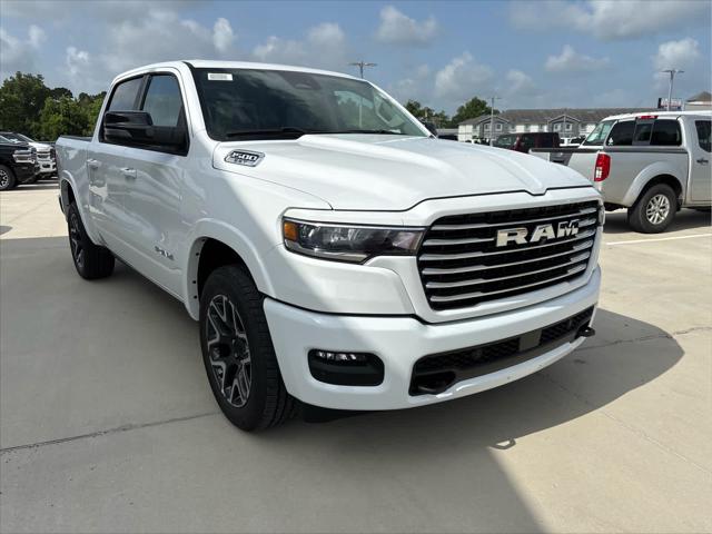 2025 RAM Ram 1500 RAM 1500 LARAMIE CREW CAB 4X2 57 BOX