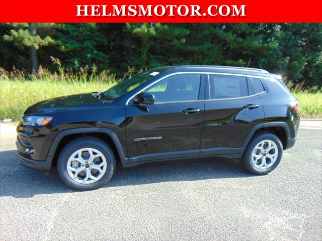 2025 Jeep Compass COMPASS LATITUDE 4X4