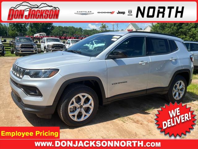 2025 Jeep Compass COMPASS LATITUDE 4X4