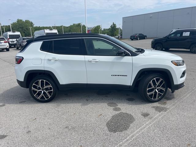 2025 Jeep Compass COMPASS LIMITED 4X4