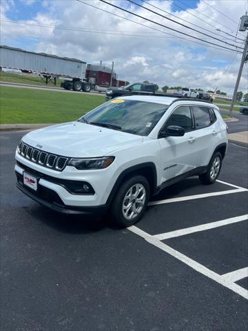 2025 Jeep Compass COMPASS LATITUDE 4X4