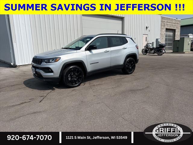 2025 Jeep Compass COMPASS LATITUDE 4X4