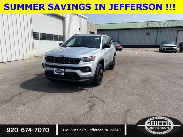 2025 Jeep Compass COMPASS LATITUDE 4X4
