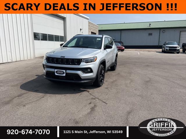 2025 Jeep Compass COMPASS LATITUDE 4X4