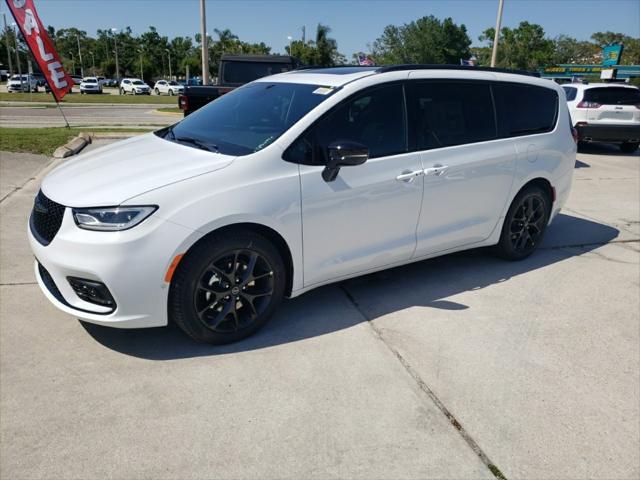 2025 Chrysler Pacifica PACIFICA LIMITED