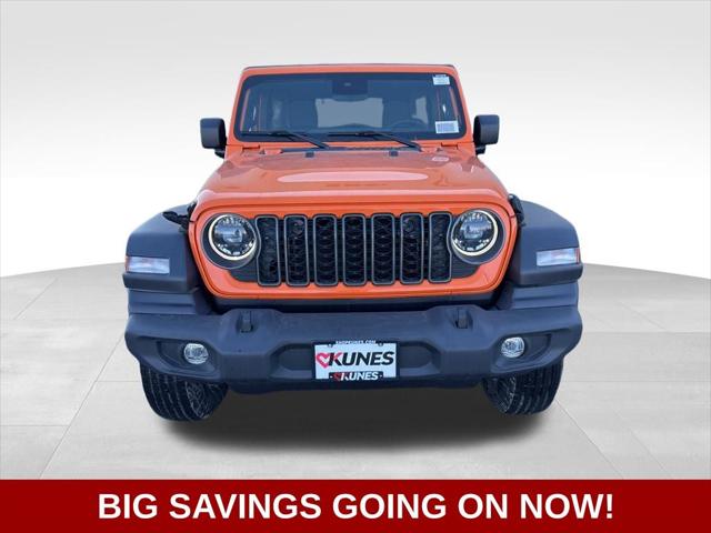 2025 Jeep Wrangler 4-Door Summit 4x4