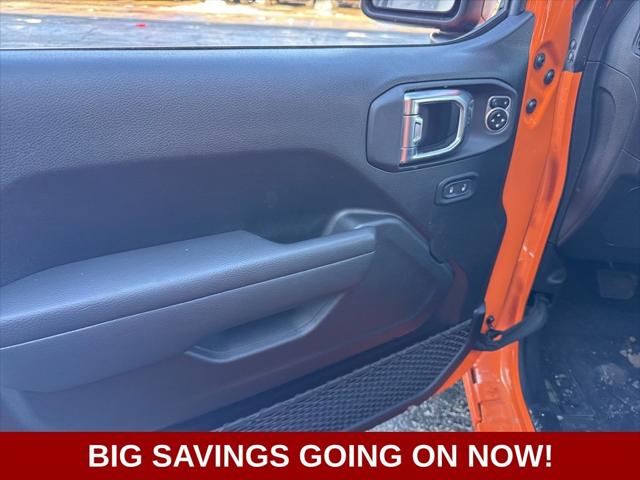 2025 Jeep Wrangler 4-Door Summit 4x4