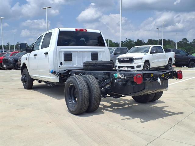 2025 RAM Ram 3500 Chassis Cab RAM 3500 TRADESMAN CREW CAB CHASSIS 4X4 60 CA
