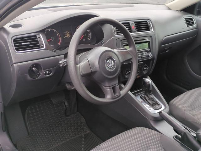 2013 Volkswagen Jetta 2.0L S