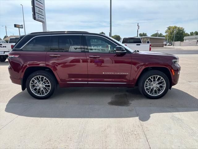 2024 Jeep Grand Cherokee Summit 4x4 2024 Jeep Grand Cherokee Summit 4x4