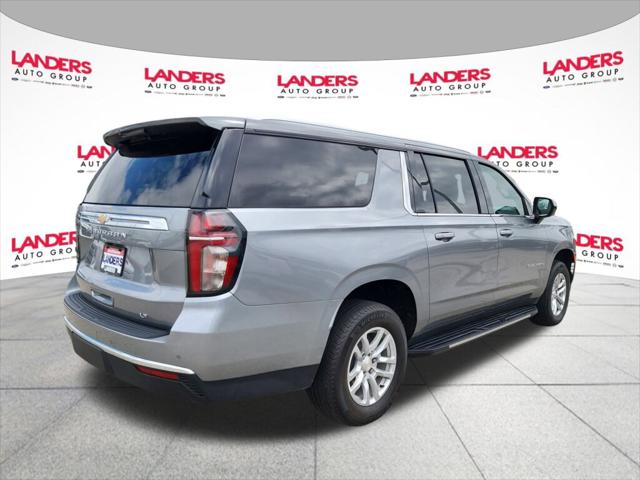 2023 Chevrolet Suburban 4WD LT