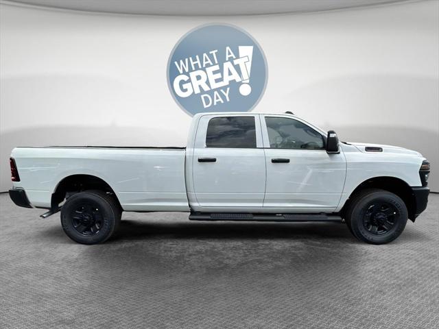 2025 RAM Ram 2500 RAM 2500 TRADESMAN CREW CAB 4X4 8 BOX