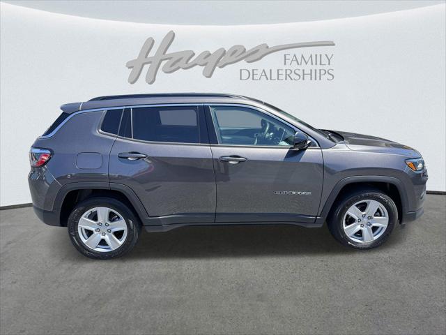 2022 Jeep Compass Latitude FWD