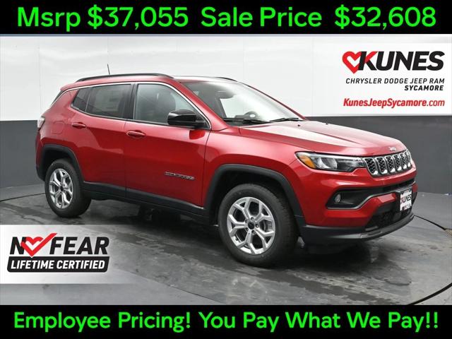 2025 Jeep Compass COMPASS LATITUDE 4X4