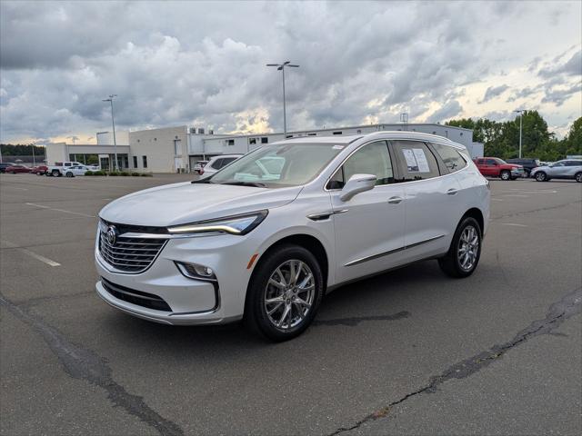 2022 Buick Enclave FWD Essence