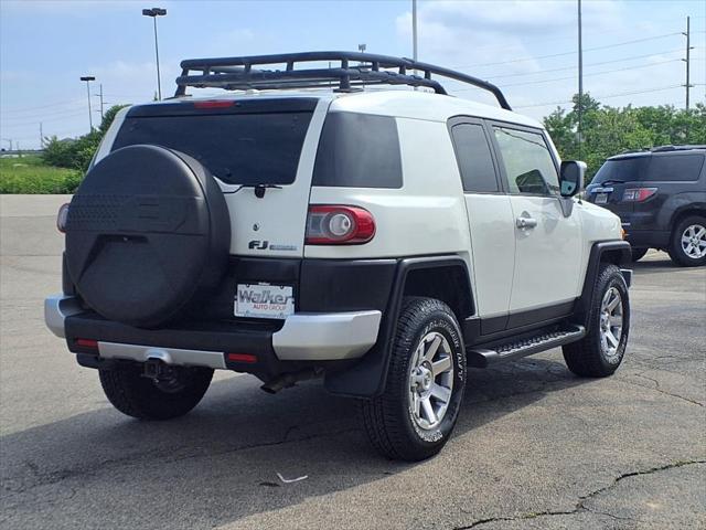 2014 Toyota FJ Cruiser Base
