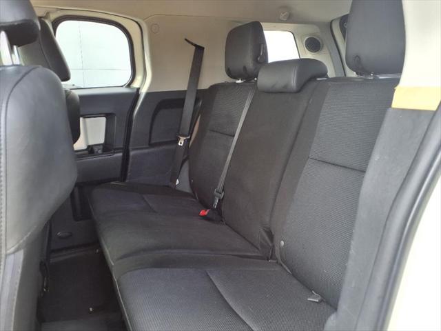 2014 Toyota FJ Cruiser Base
