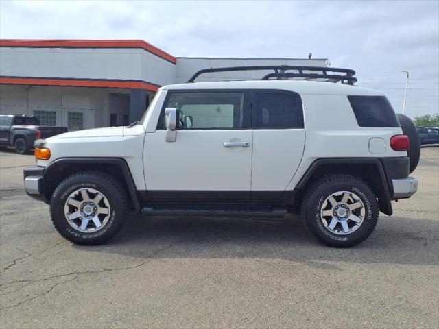 2014 Toyota FJ Cruiser Base