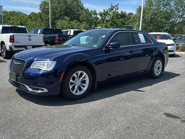 2015 Chrysler 300 Limited