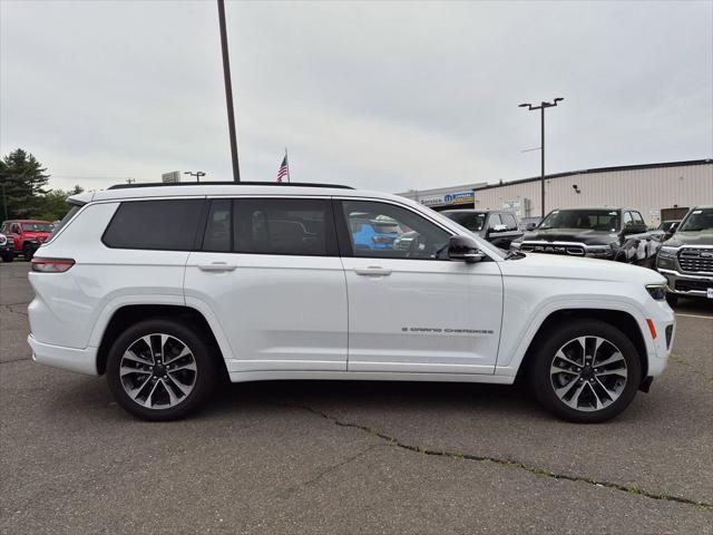 2025 Jeep Grand Cherokee GRAND CHEROKEE L OVERLAND 4X4