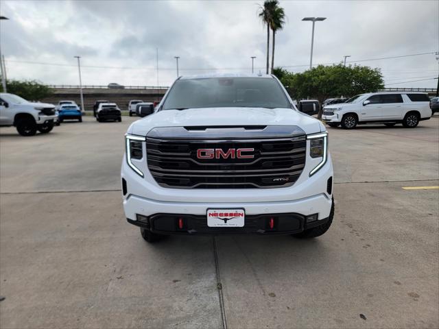 2024 GMC Sierra 1500 4WD Crew Cab Standard Box AT4