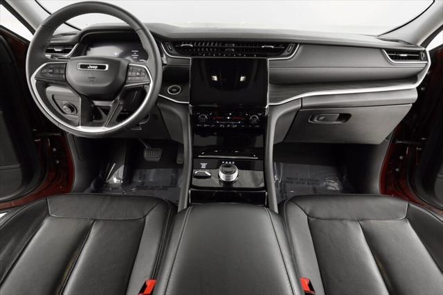 2023 Jeep Grand Cherokee Limited 4x4 2023 Jeep Grand Cherokee Limited 4x4