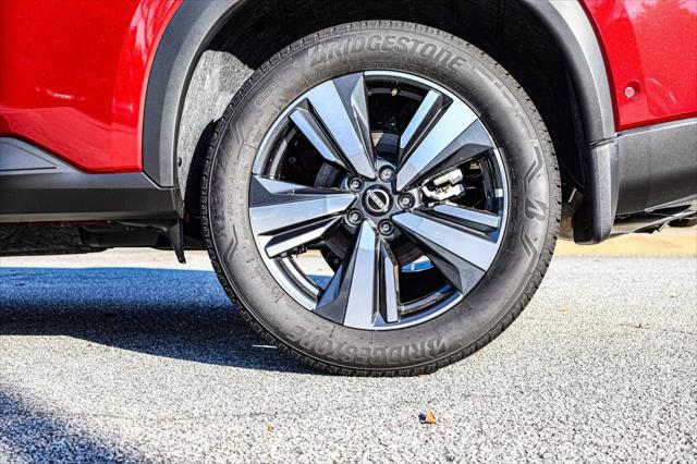 2025 Nissan Rogue SL FWD